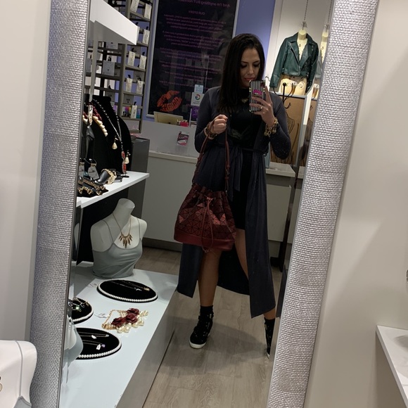 Funky Bucket Bag - Picture 9 of 12